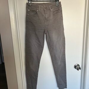American Eagle size 4 women’s skinny jeans in gray